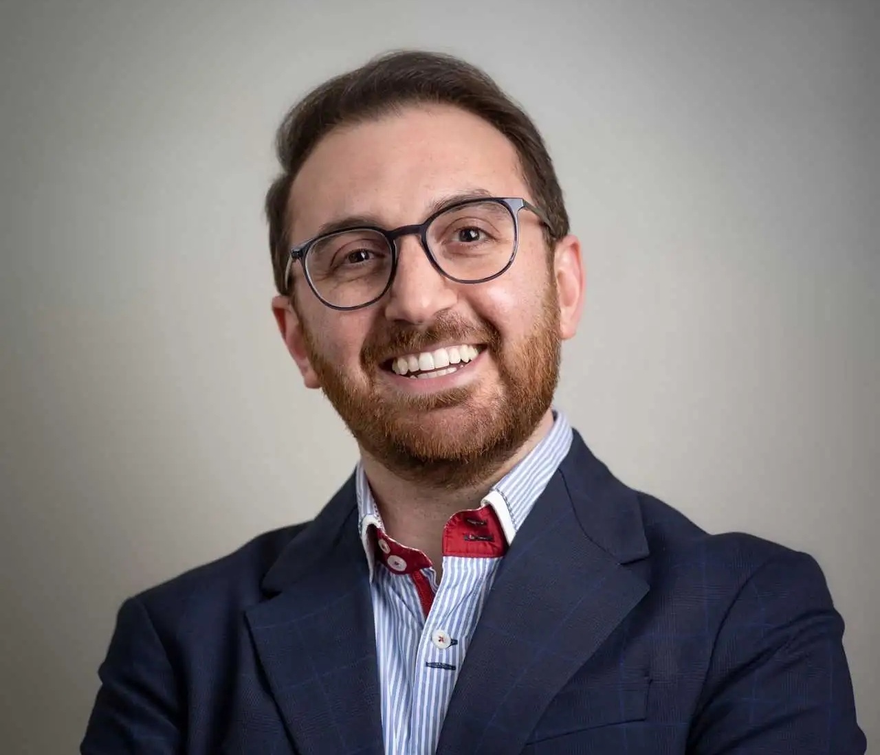 https://archdental.net/wp-content/uploads/2025/09/Rayz-Headshots-1280w-1920w.jpg