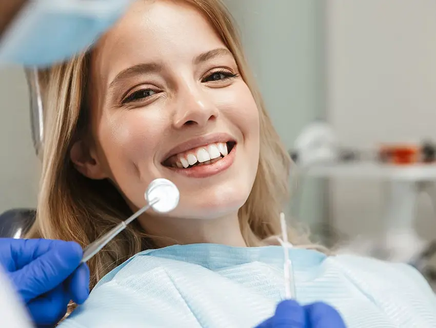 Cosmetic Dentist in Troy