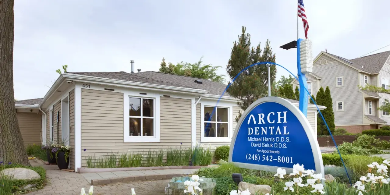 Dental Clinic Madison Heights